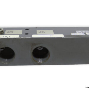 avs-romer-V-43-0077-10-ZF-composite-pneumatic-manifold-block-used-2