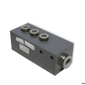 avs-romer-V-43-0077-12-ZF-composite-pneumatic-manifold-block-used