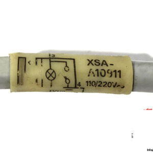 telemecanique-XSA-A10911-inductive-sensor-1