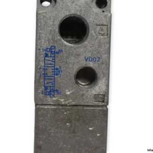 Festo-19787-double-solenoid-valve-with-coil-(used)-3