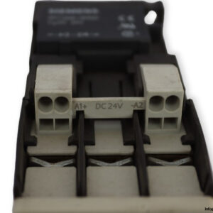 siemens-3RT1026-3BB40-3p-contactor-(used)-2