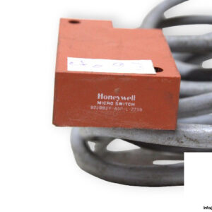 honeywell-922bb2y-a9p-l-z759-sensor-used-1