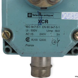 telemecanique-XCR-limit-switch-(Used)-1