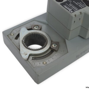 schneider-MD40ER-24M-electronic-return-damper-actuator-(Used)-3