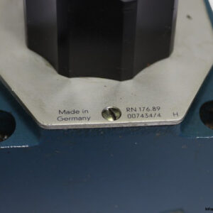 rexroth-2FRM10-31_25L-flow-control-valve-used-2