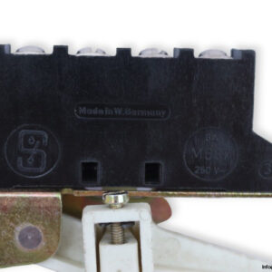 schmersal-M687-micro-switch-(Used)-2