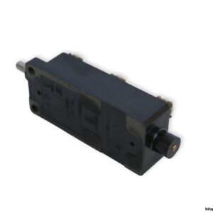 siemens-3SE1-002-2-limit-switch-(Used)-1