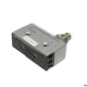 burgess-4CRQ-micro-switch-(Used)-1