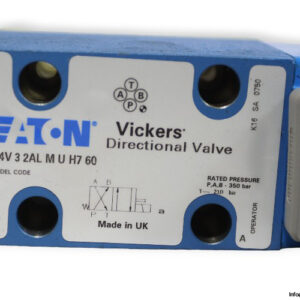Vickers-DG4V-3-2AL-M-U-H7-60-solenoid-operated-directional-valve-(new)-2