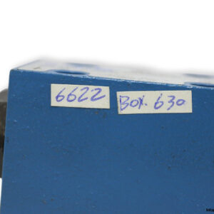 Vickers-DG4V-3-2AL-M-U-H7-60-solenoid-operated-directional-valve-(new)-3