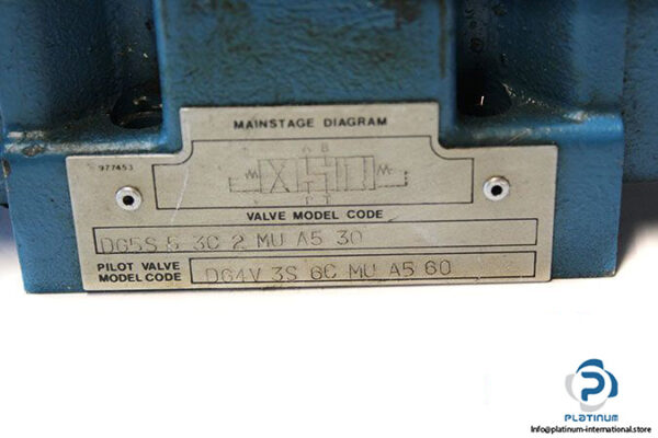 vickers-dg5s-5-3c-2-mu-a5-30-pilot-operated-directional-valve-1
