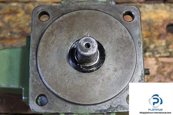 rexroth-1pv2v3-40_25ra01mc63a1-variable-vane-pump-2