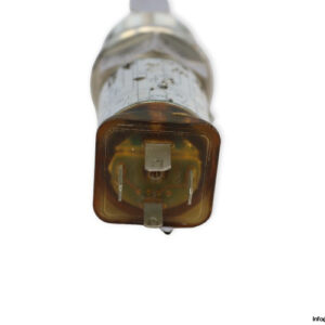 sick-LFV200.XXSGATPV-level-sensor-(used)-1