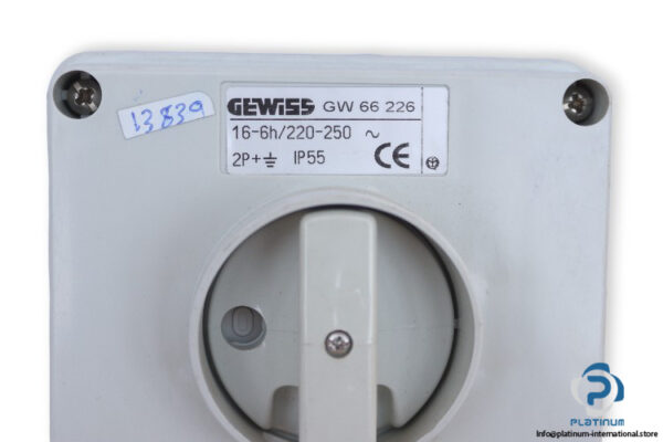 gewiss-GW-66-226-interlocked-socket-outlet-new-3