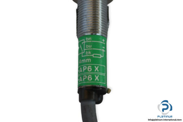 turck-NI4-M12-AP6X-inductive-sensor-(Used)-4