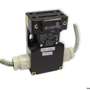 schmeasal-IEC947-5-1-VDE0660-safety-interlock-switch-(used)