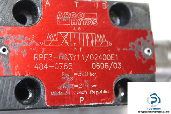 argo-hytos-rpe3-063y11_02400e-solenoid-operated-directional-valve-without-coil-1