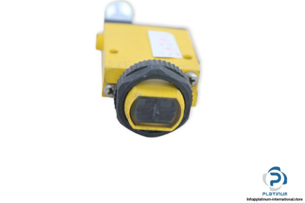 banner-SM312C2QD-mini-beam-photoelectric-sensor-(used)-2