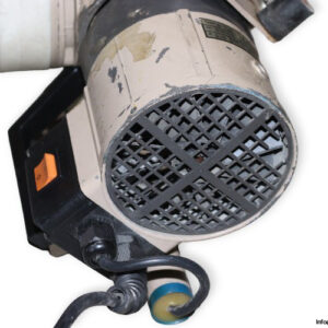 N-726.1.2FT.18-vacuum-pump-(used)-1