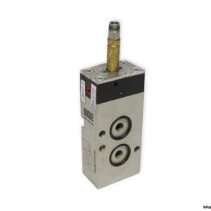 airtec-KN-05-310-HN-single-solenoid-valve-without-coil-(used)