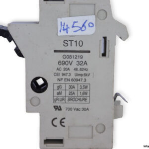 ferraz-ST10-fuse-holder-(used)-2