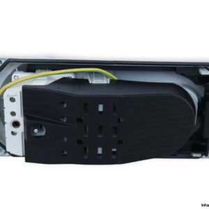 palazzoli-490126-switched-socket-(New)-1