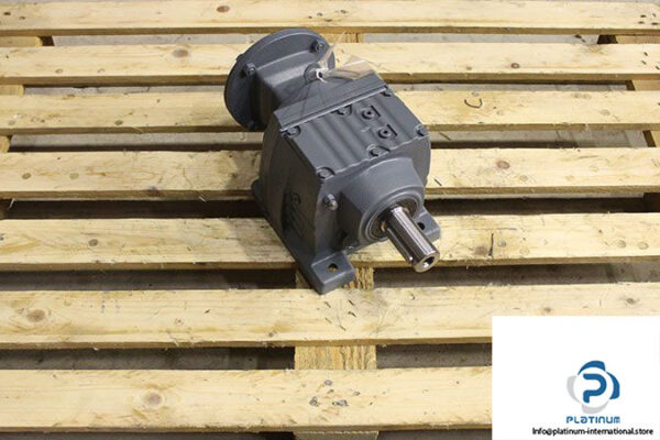 sew-r57-am143_ii2gd-helical-gear-unit-2