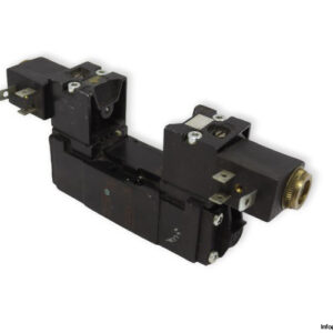 Univer-BE-3020-double-solenoid-valve-with-coil-(used)