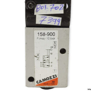Camozzi-158-900-manually-operated-valve-(used)-1
