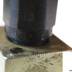 rexroth-r900516965-sandwich-plate-2