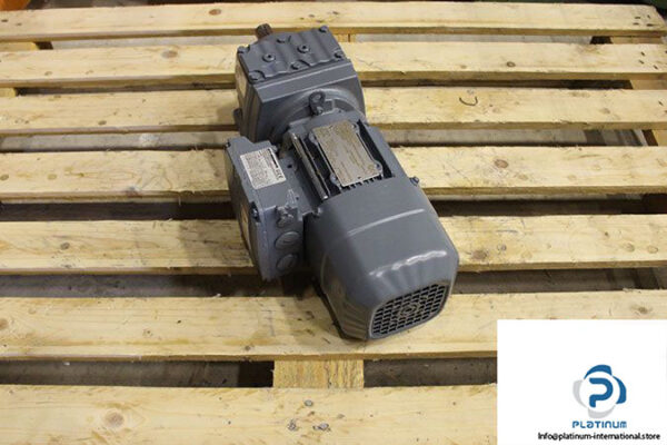 sew-r37_ii2gd-edrs71s4be05hr_3gd_kcc_tf_al-helical-gearmotor-3