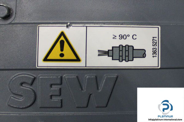 sew-r37_ii2gd-edrs71s4be05hr_3gd_kcc_tf_al-helical-gearmotor-4