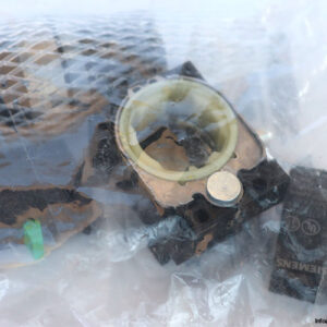 siemens-3SU1130-4BL11-1NA0-key-operated-switch-(New)-1