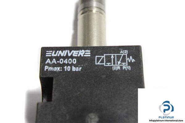 univer-aa-0400-electropilot-1