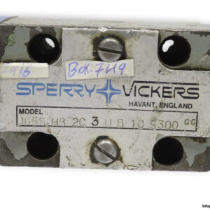 Vickers-DG5S-H8-2C-3-U-B-10-S300-directional-control-valve-(used)-2