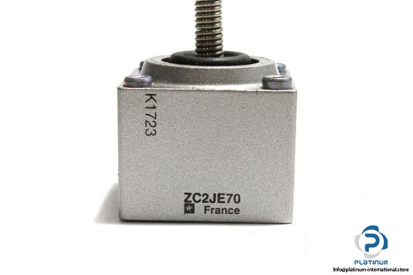 telemecanique-zc2je70-limit-switch-head-3