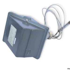 united-electric-controls-E402-2BSB-9306-temperature-control-switch-(Used)-1