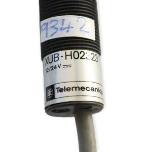 telemecanique-XUB-H02323-retroreflective-sensor-(Used)-1