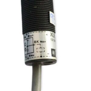 telemecanique-XUB-H02323-retroreflective-sensor-(Used)-3