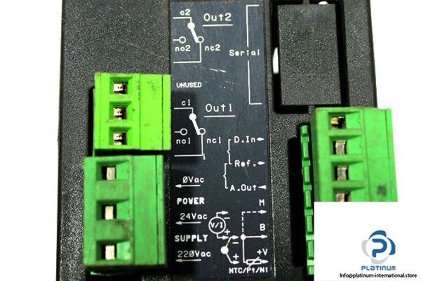 carel-cr72110000-temperature-controller-5