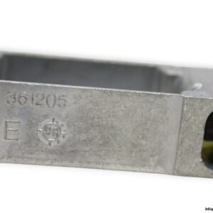 Festo-164943-pressure-regulator-(new)-(carton)-1