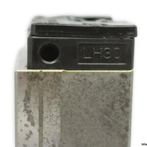 nsk-LAH30-BN-linear-guide-rail-block-used-3