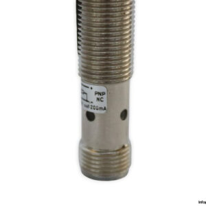 micro-detectors-AM1_CP-2H-inductive-proximity-sensor-(used)-4