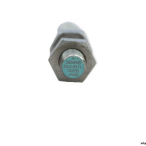 siemens-3RG4011-7AF05-inductive-sensor-(Used)-3
