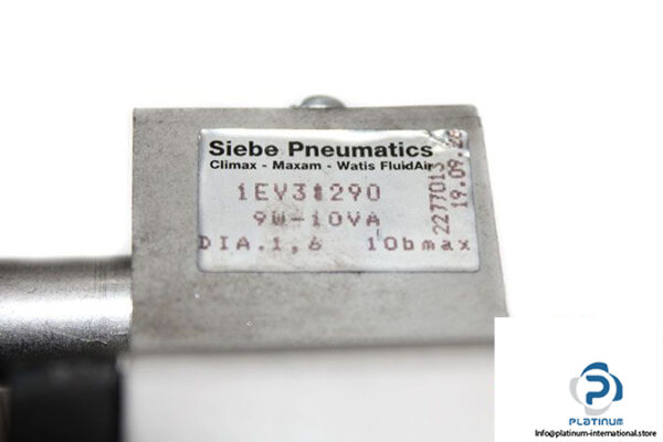 compair-dx2-411-70-double-solenoid-valve-2