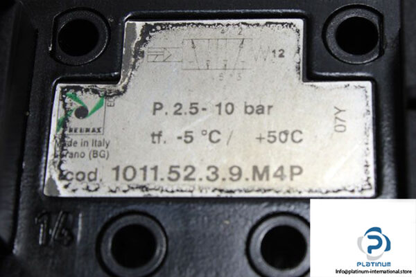 pneumax-1011-52-3-9-m4p-single-solenoid-valve-2