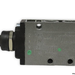 Univer-CM-9420-manually-operated-valve-(new)-2