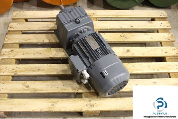 sew-r67-drn100ls4_be5hr_tf-helical-gearmotor-2