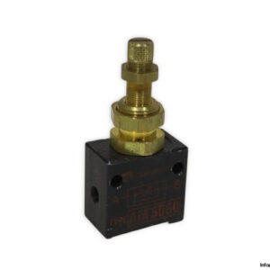 Univer-AM-5060-flow-control-valve-(used)