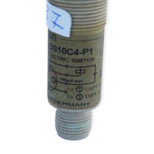 omron-E3F2-DS10C4-P1-inductive-reflective-sensor-(Used)-3